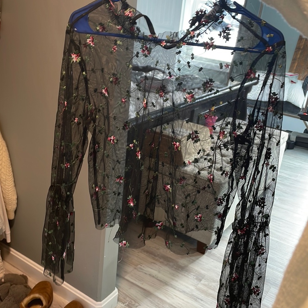 R O & D E medium floral mesh top